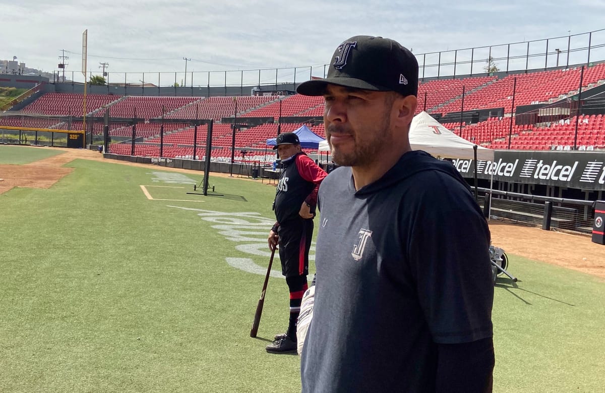 Regresa Chávez a casa