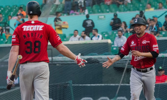Toros superan a Saraperos en entradas extras