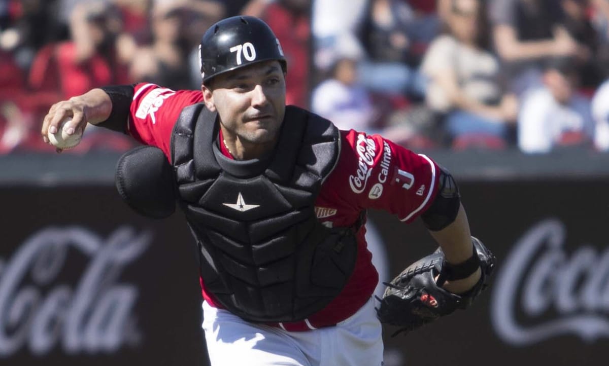 Completa Toros triple matanza contra Rieleros