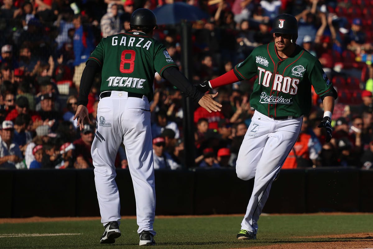 Completa Toros barrida a Vaqueros