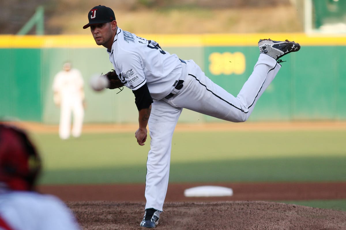 Reciben Toros al líder Sultanes