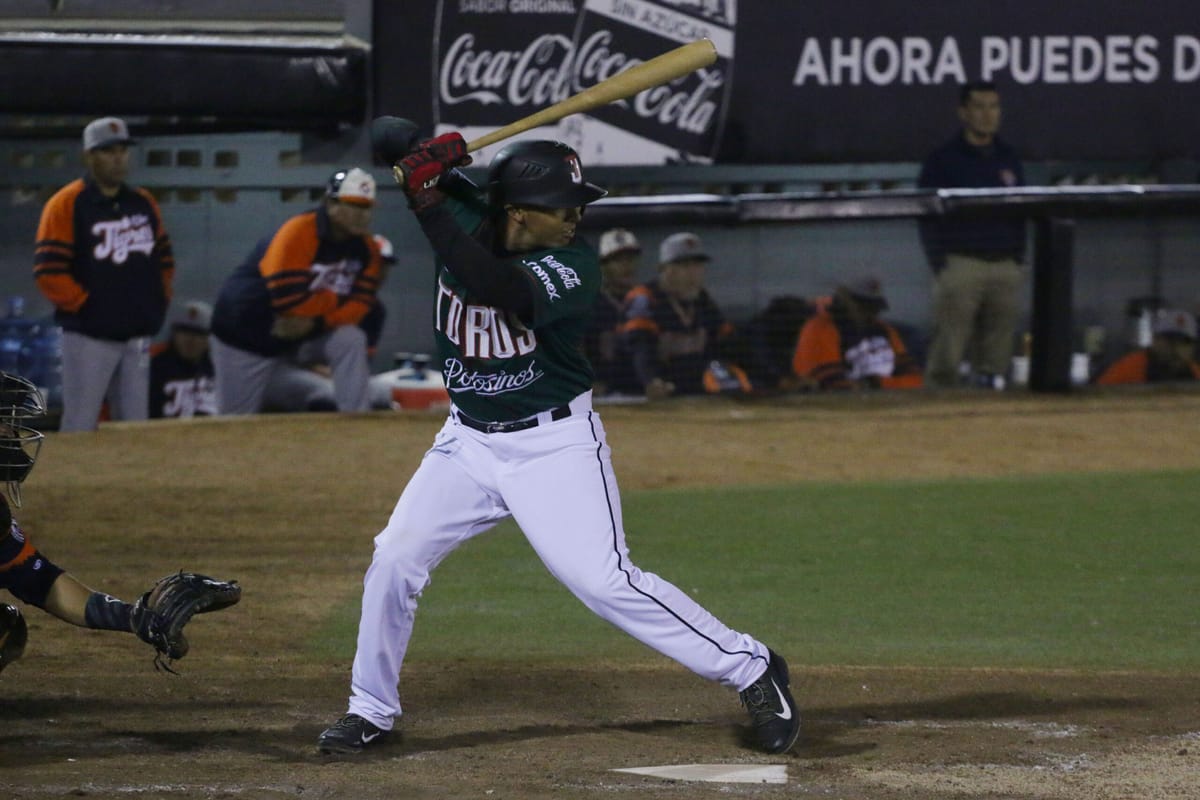 Debuta Pedro Arenas con Toros