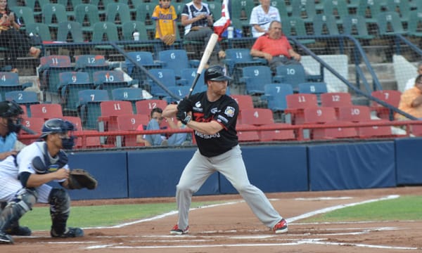Toros metidos en zona de playoffs