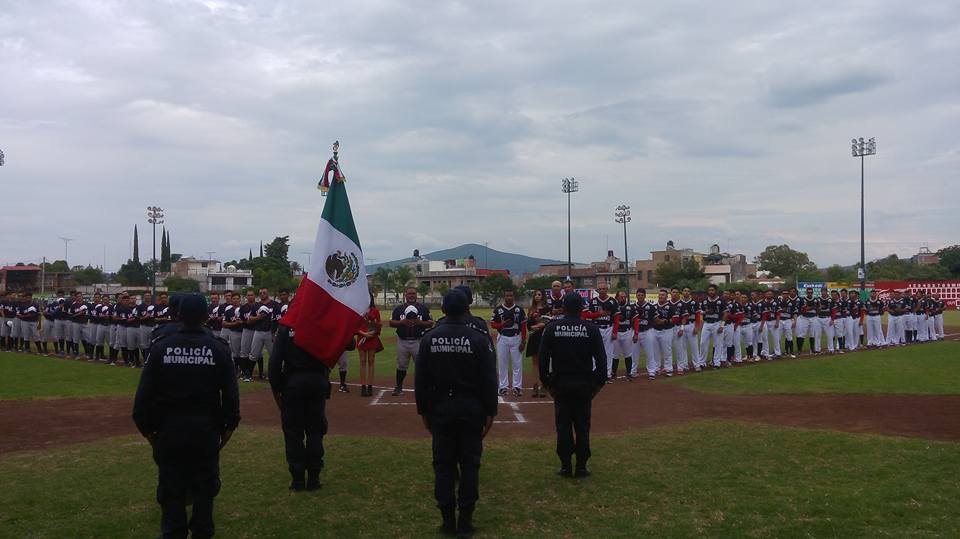 Arman Toros Bravos festejo completo