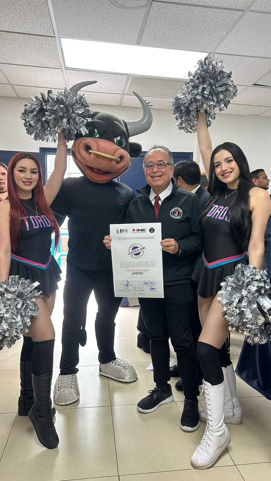 FIRMA TOROS IMPORTANTE CONVENIO