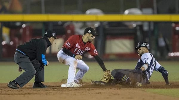 REPITE TOROS DOSIS Y ALARGAN VENTAJA EN PLAYOFF
