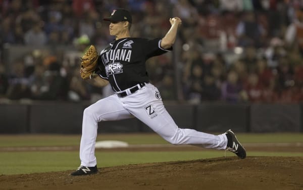 ARRANCA TOROS LARGA ESTANCIA CONTRA SULTANES DE MONTERREY
