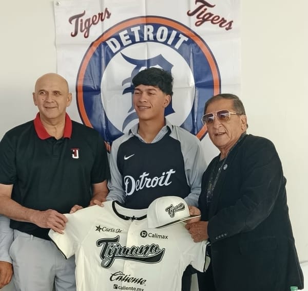TIGRES FIRMA A PROSPECTO DE TOROS DE TIJUANA